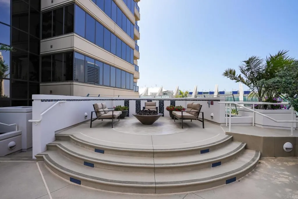 https://cdn.realtyfeed.com/cdn/127/306451574/36f002bb18db6356e68f51a69091d9ad.webp