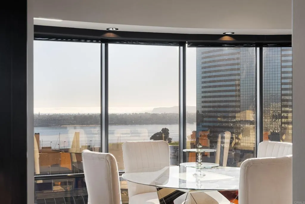 https://cdn.realtyfeed.com/cdn/127/306451574/aaa1b1511fb72e50565219b0a2a0a73e.webp