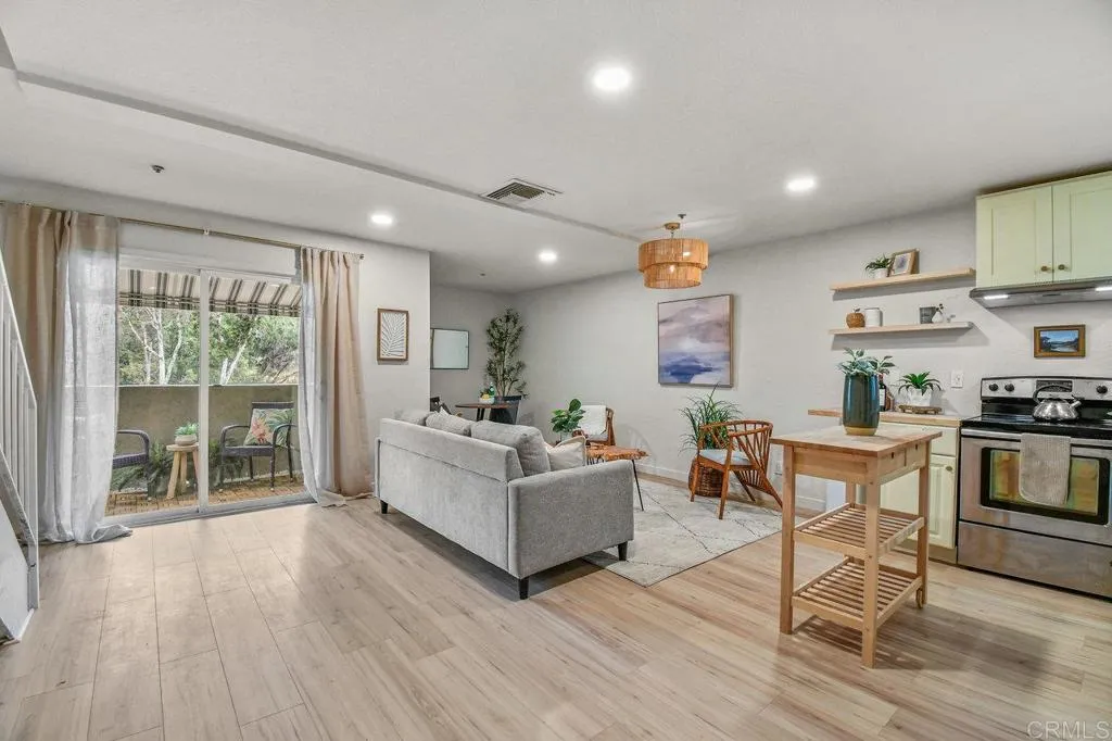 Photo #2: PTP2503893 Listing 