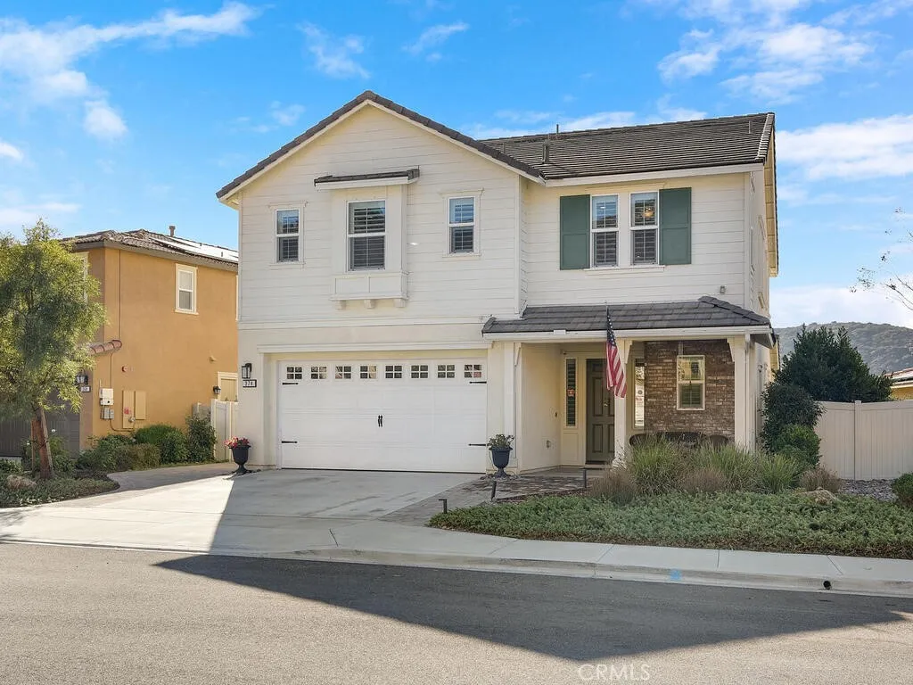 https://cdn.realtyfeed.com/cdn/127/306451651/01849506e27c7eaf342fe41b69ca60a8.webp