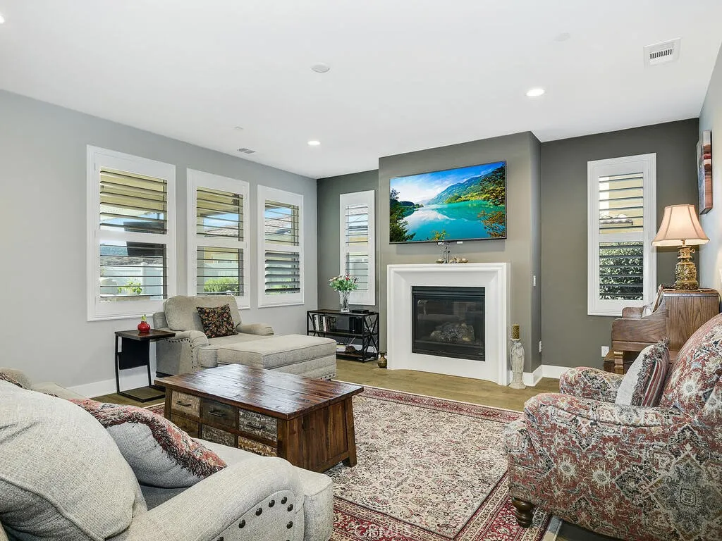 https://cdn.realtyfeed.com/cdn/127/306451651/934ed16a3a663ca2155156a3a5c7773f.webp