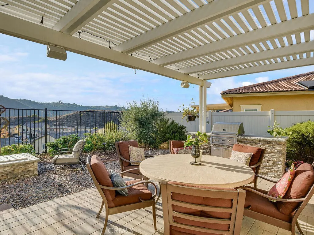 https://cdn.realtyfeed.com/cdn/127/306451651/b8758f231ec6da1e7b876410b3cbcad1.webp