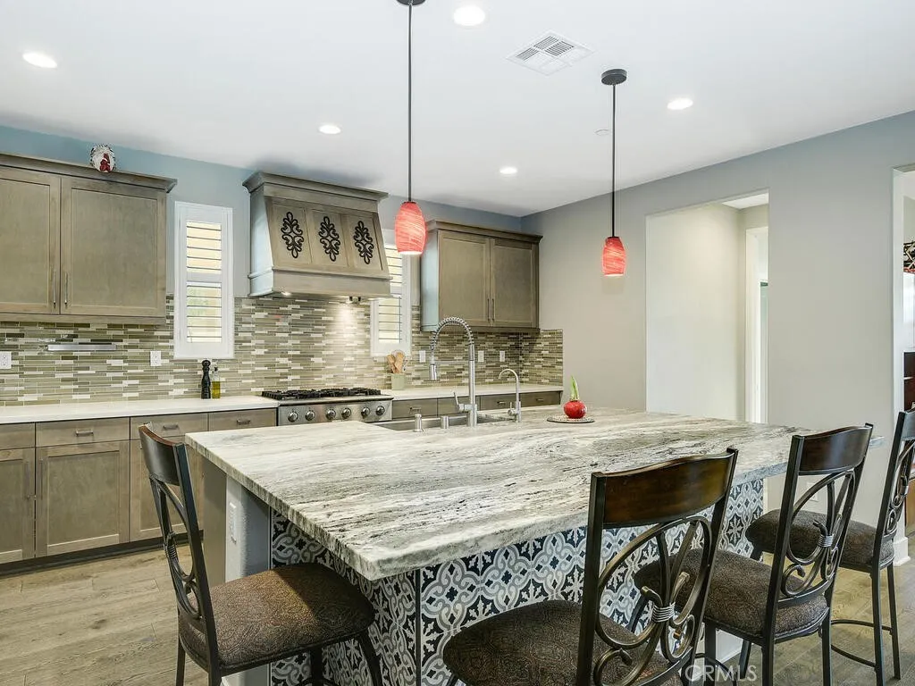 https://cdn.realtyfeed.com/cdn/127/306451651/cab3e296e434f8563c484d780a2091c7.webp