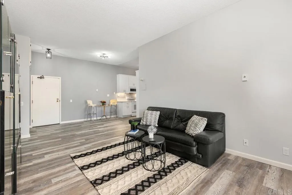 Photo #6: NDP2505229 Listing 