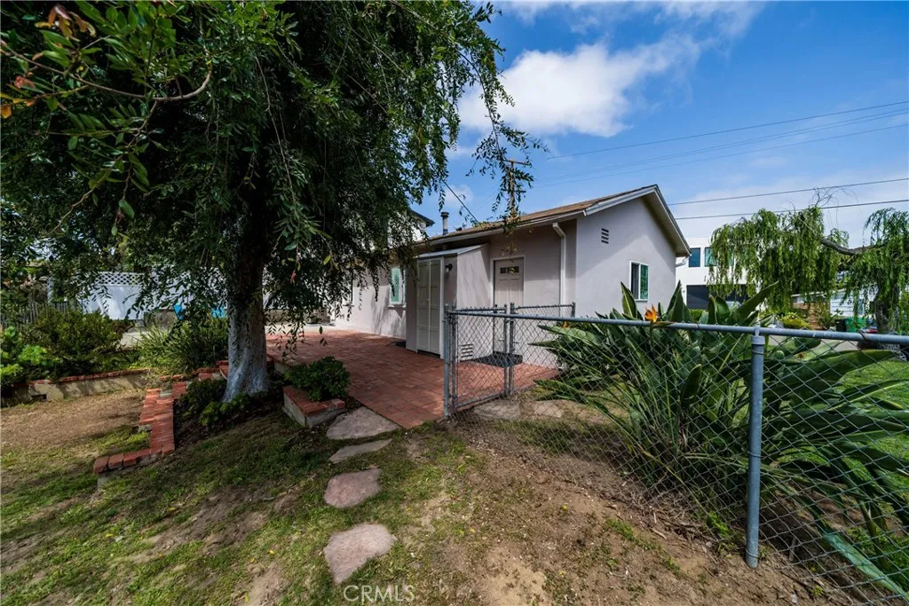 https://cdn.realtyfeed.com/cdn/127/306452436/d85766d7cd73f83be5107a72fc4be59b.webp