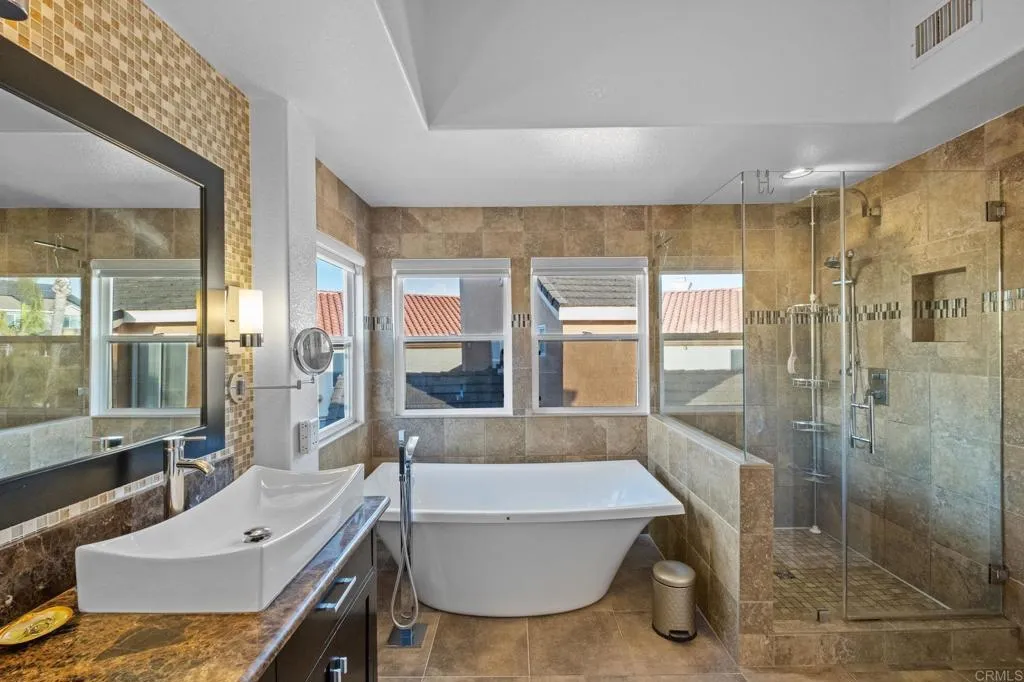 https://cdn.realtyfeed.com/cdn/127/306452584/106d8d1b1d35c071f5133a89490d019f.webp