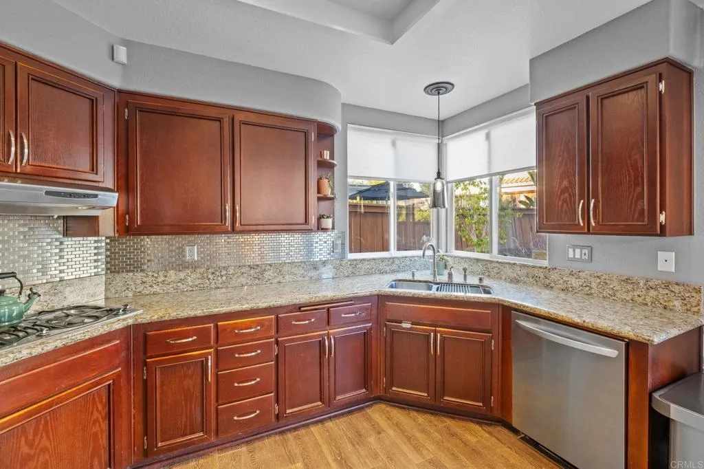 https://cdn.realtyfeed.com/cdn/127/306452584/29ac114ee43e73f37f505b27dbba9f6a.webp