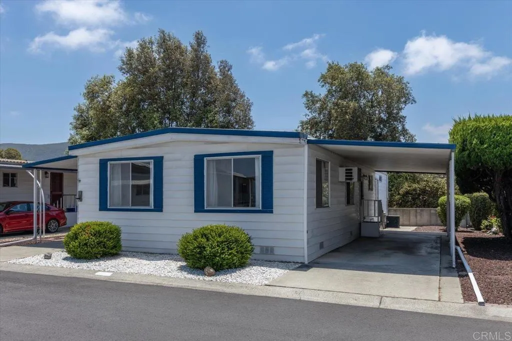 https://cdn.realtyfeed.com/cdn/127/306452673/0eef3ae587cdf1a6fbc7f254e6c1605a.webp