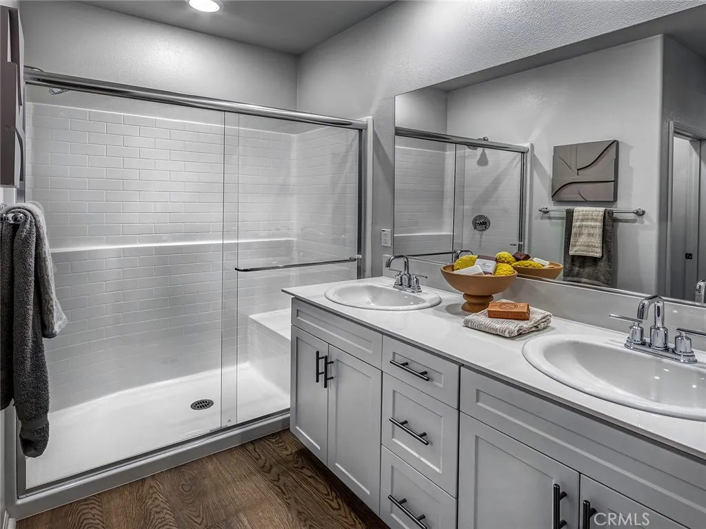 Photo #11: OC25119504 Listing: Photo #11