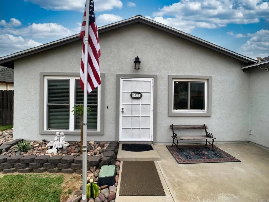 https://cdn.realtyfeed.com/cdn/127/306452775/81f12249ccf7d501bf76f4c2de9db3e4.webp