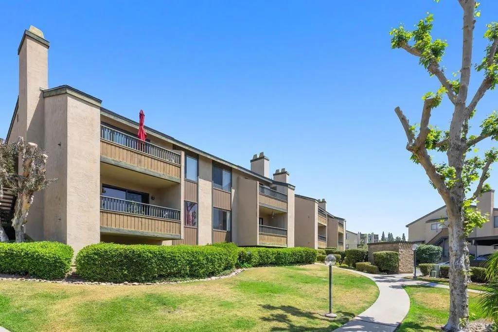Photo #5: PTP2503942 Listing 