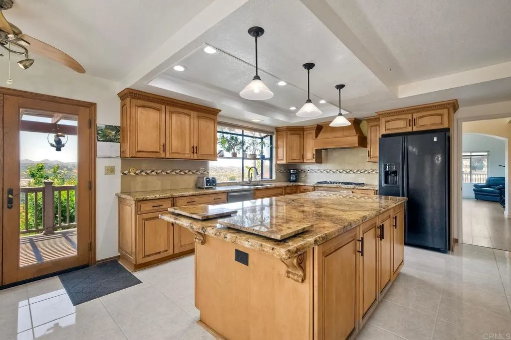 https://cdn.realtyfeed.com/cdn/127/306453091/290bf2281e6160d0cfcefe1b66a0eda8.webp