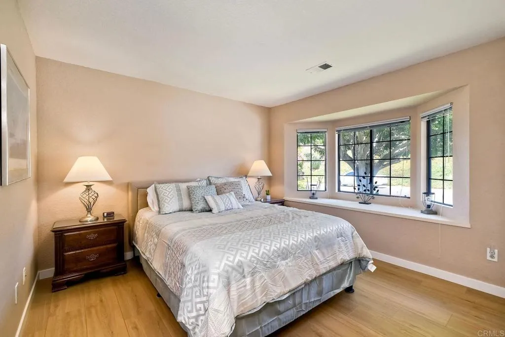 https://cdn.realtyfeed.com/cdn/127/306453091/9240798fad2c7d72b9937316a9f08446.webp