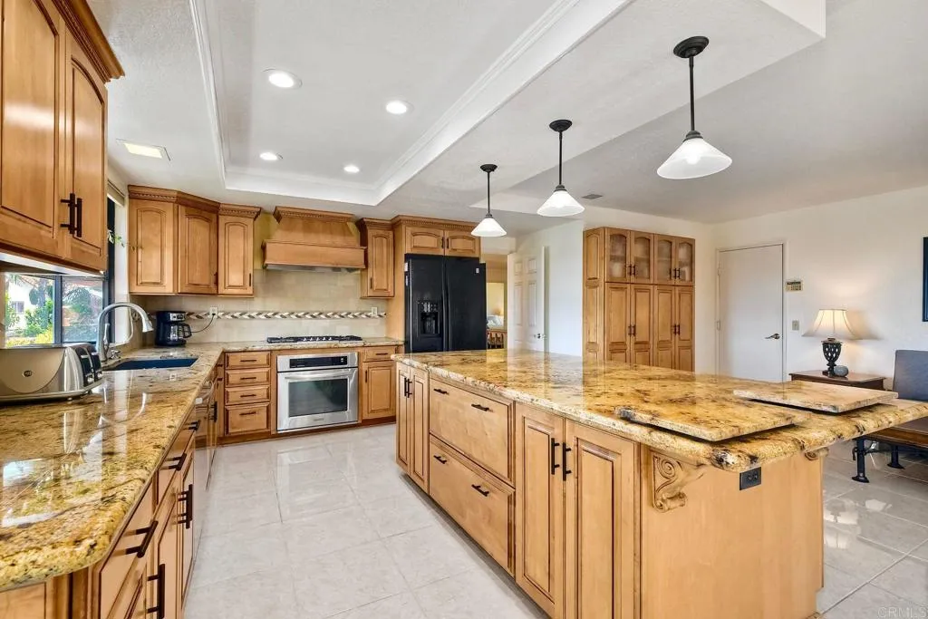 https://cdn.realtyfeed.com/cdn/127/306453091/9feec1b95e65984d96039fb8156b04ec.webp