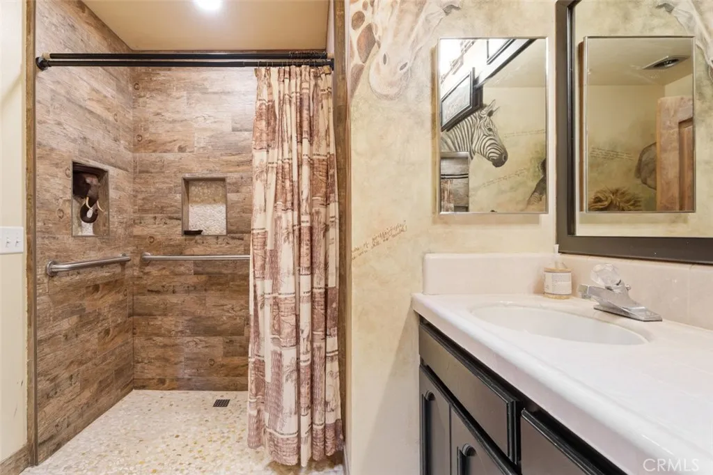 https://cdn.realtyfeed.com/cdn/127/306453178/1ea2b1a789b91e5ebad1a6adb8ab8cc1.webp