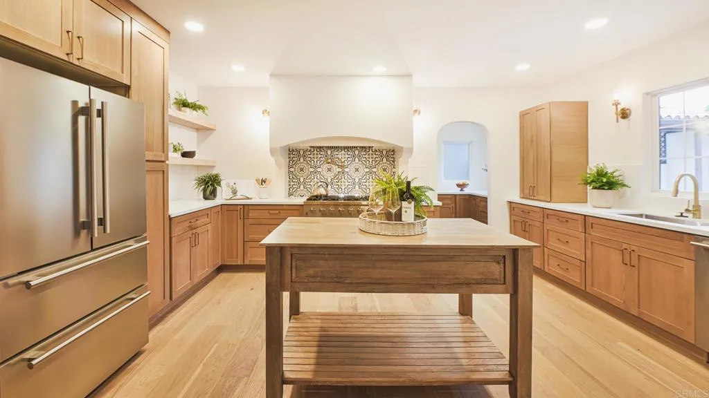 https://cdn.realtyfeed.com/cdn/127/306453313/1fabbc639de19b9e6cd77cb0f42ba999.webp