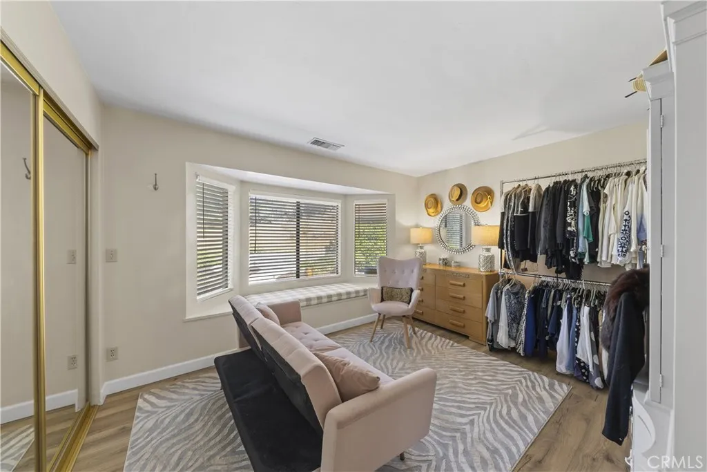 https://cdn.realtyfeed.com/cdn/127/306453318/09f39fa1968e3c167bef98c989c4af7c.webp