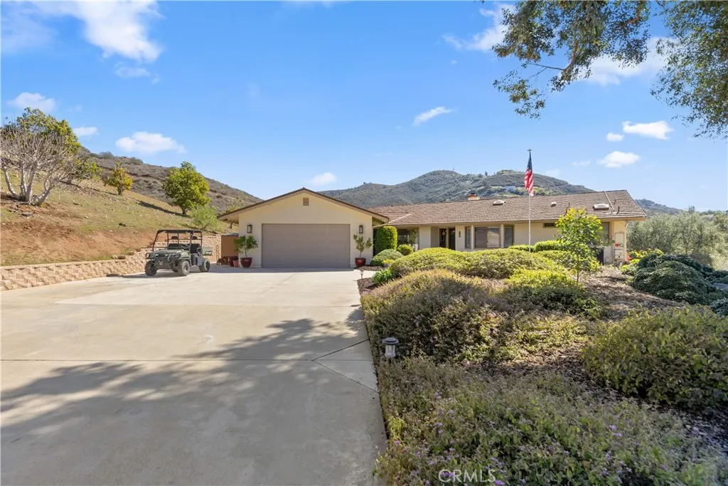 https://cdn.realtyfeed.com/cdn/127/306453318/29112476f0966fe87edac75a6f2b1248.webp