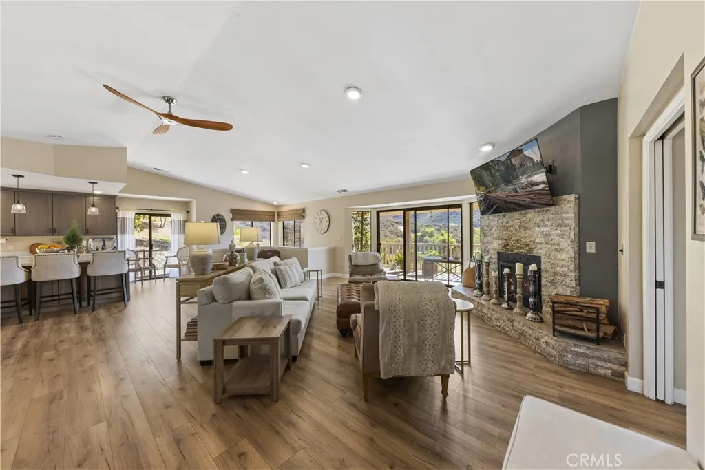 https://cdn.realtyfeed.com/cdn/127/306453318/ddb6fd8f0ac0b694af0282ec20fb0b99.webp