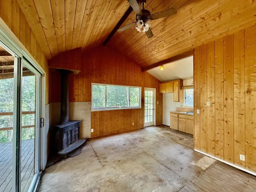https://cdn.realtyfeed.com/cdn/127/306453447/0992e79b6f475590aa1292187acf04f8.webp