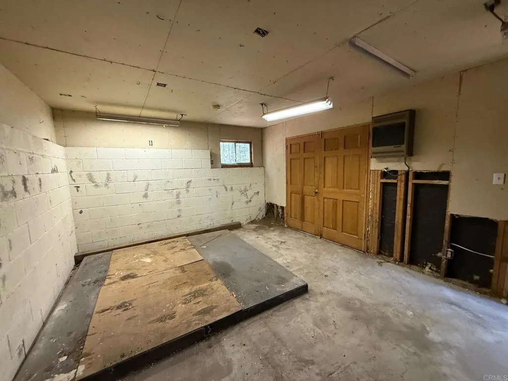 https://cdn.realtyfeed.com/cdn/127/306453447/1eb20386f82960d706ad6a6577f0c8a9.webp