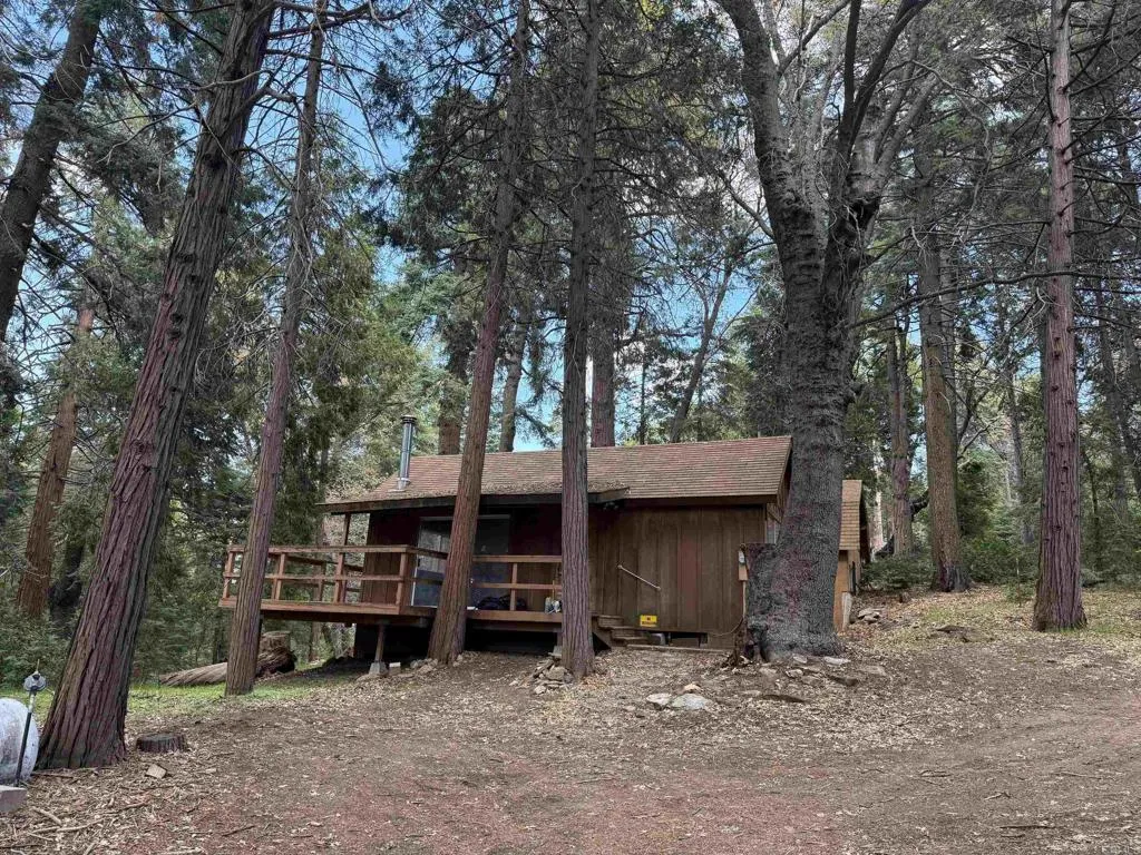 https://cdn.realtyfeed.com/cdn/127/306453447/7ce1cfca39fdaa5c6bb82b08768855e1.webp