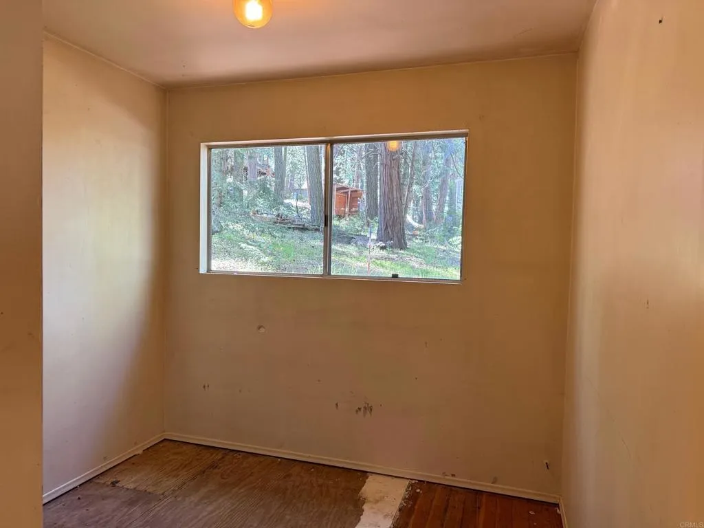 https://cdn.realtyfeed.com/cdn/127/306453447/7fbb957860705e2ba4ab052948c00ddf.webp