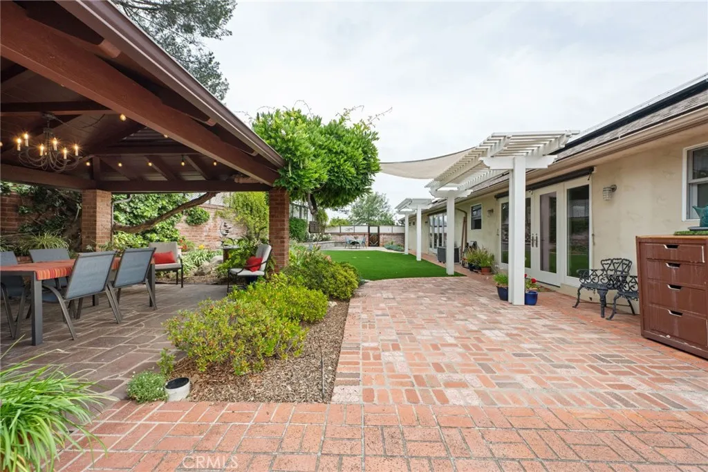 https://cdn.realtyfeed.com/cdn/127/306453652/0f991c88a78c35a5057cd5040e11c436.webp