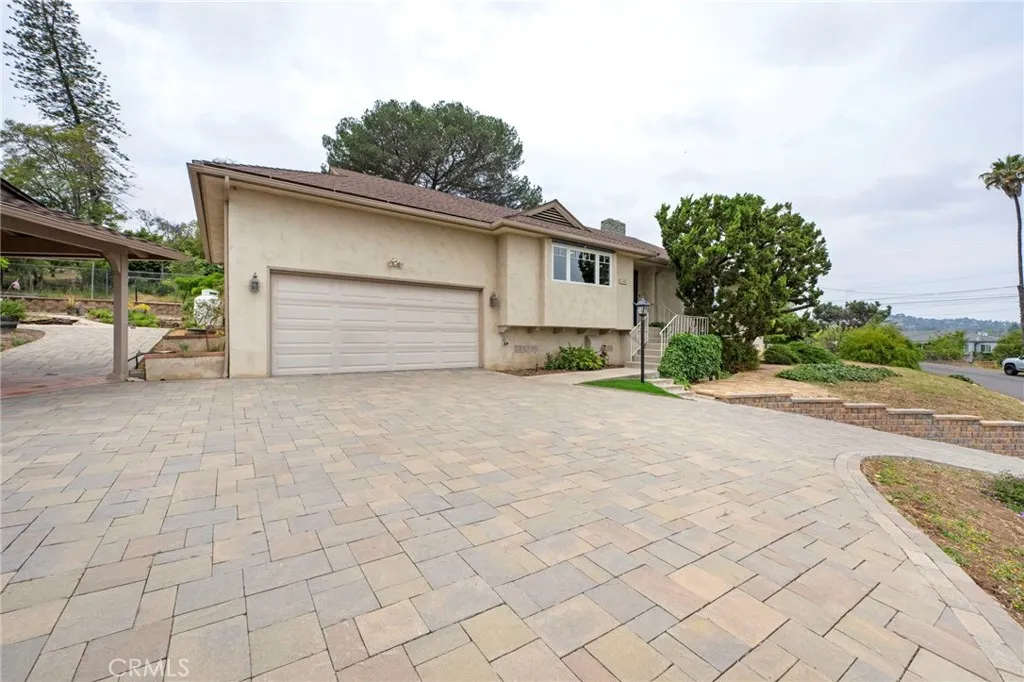 https://cdn.realtyfeed.com/cdn/127/306453652/1fecce4098a12babf250948146b530af.webp