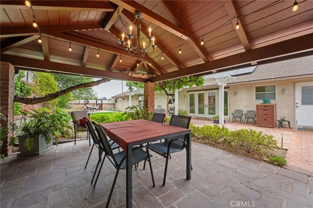 https://cdn.realtyfeed.com/cdn/127/306453652/2033de732a84da14833b0f1c99e8591c.webp