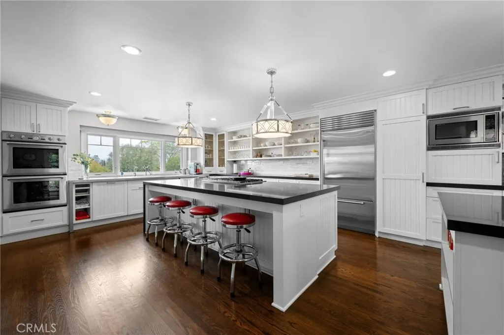 https://cdn.realtyfeed.com/cdn/127/306453652/40817c75899d4159c28034df4eb4122b.webp