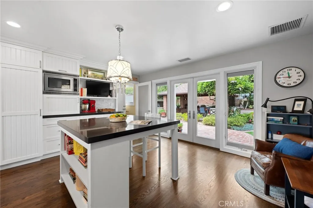 https://cdn.realtyfeed.com/cdn/127/306453652/6769fce3f8ad3fed161ea31d3fadef45.webp