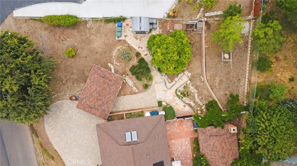 https://cdn.realtyfeed.com/cdn/127/306453652/69bd2bd44d16cd9dd96d8a43fd3d0473.webp