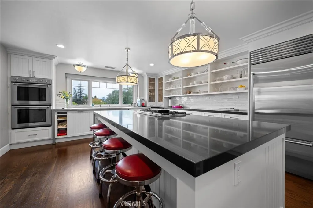 https://cdn.realtyfeed.com/cdn/127/306453652/6e97b90f047cefec2f11e4a87725f95b.webp
