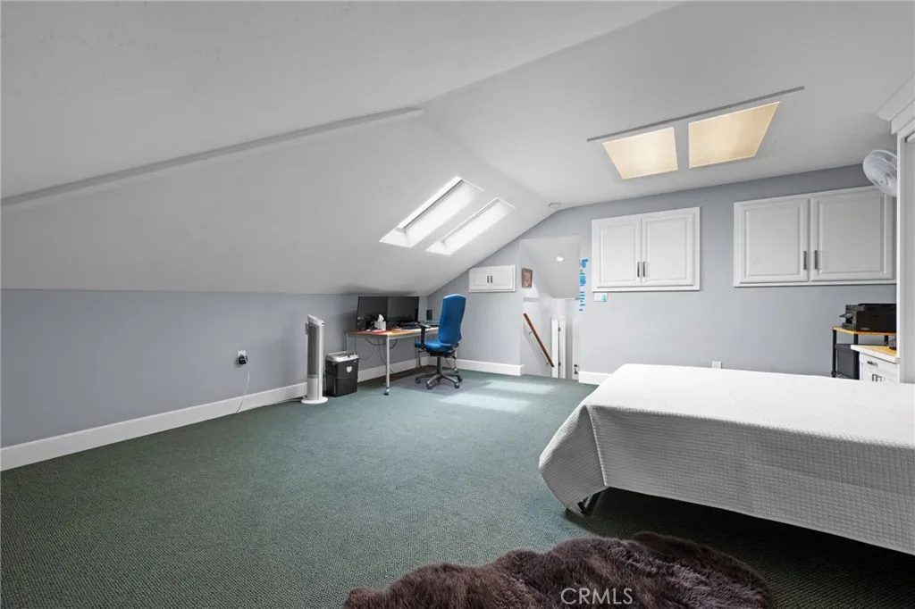https://cdn.realtyfeed.com/cdn/127/306453652/790fbd57ebc1db3e2c524db8ef8ad9a4.webp