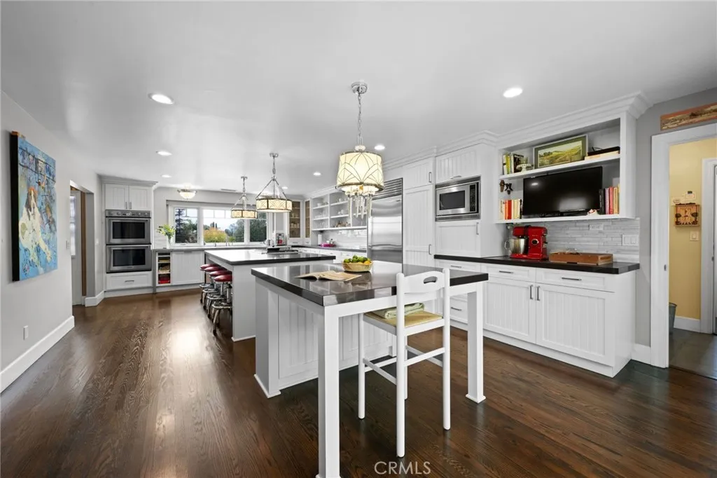 https://cdn.realtyfeed.com/cdn/127/306453652/b095608f1205b6f7e37bec024b1c85ea.webp