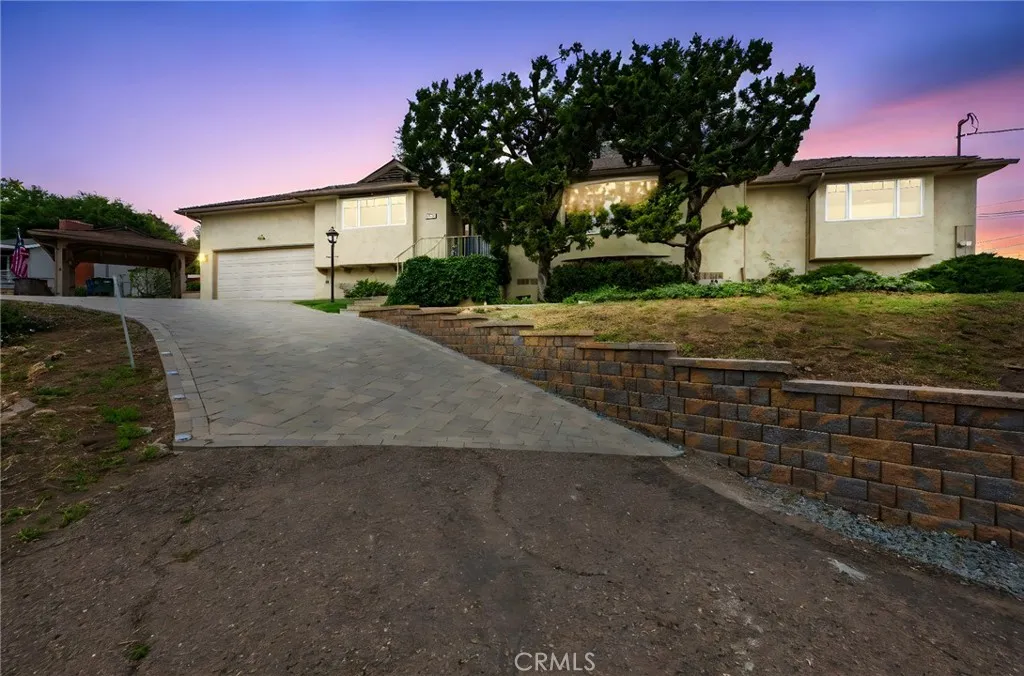 https://cdn.realtyfeed.com/cdn/127/306453652/d2fd782a629aeeed9fb6cb92abdbad99.webp