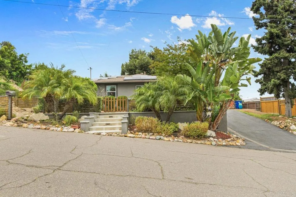 https://cdn.realtyfeed.com/cdn/127/306453707/d6f64bf14164ebca142e418c52394354.webp