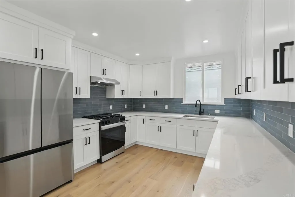 119 Nueva Ave, San Francisco, CA 94134 - Photo 3 of 32, San Francisco, CA