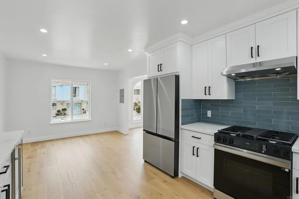 119 Nueva Ave, San Francisco, CA 94134 - Photo 5 of 32, San Francisco, CA
