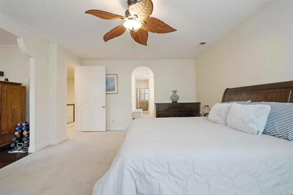 https://cdn.realtyfeed.com/cdn/127/306453860/09af6a829efab90d99ea6d7ba81093a4.webp