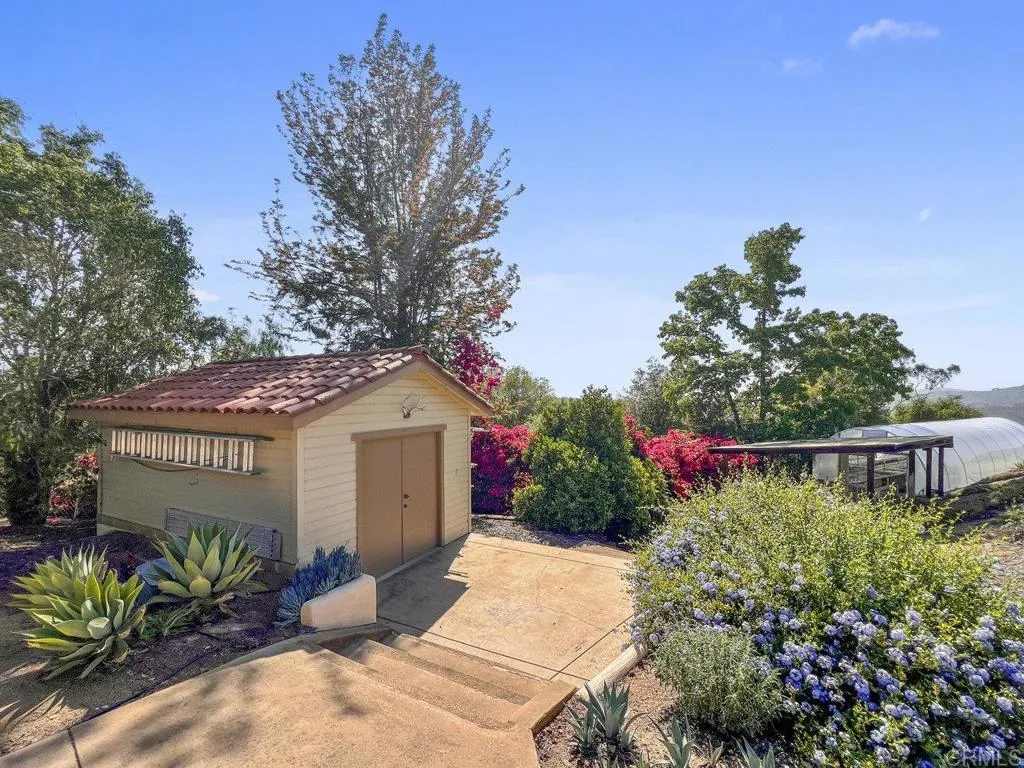 https://cdn.realtyfeed.com/cdn/127/306454051/e7d8274a9d1c868b9ea53aba679b723c.webp