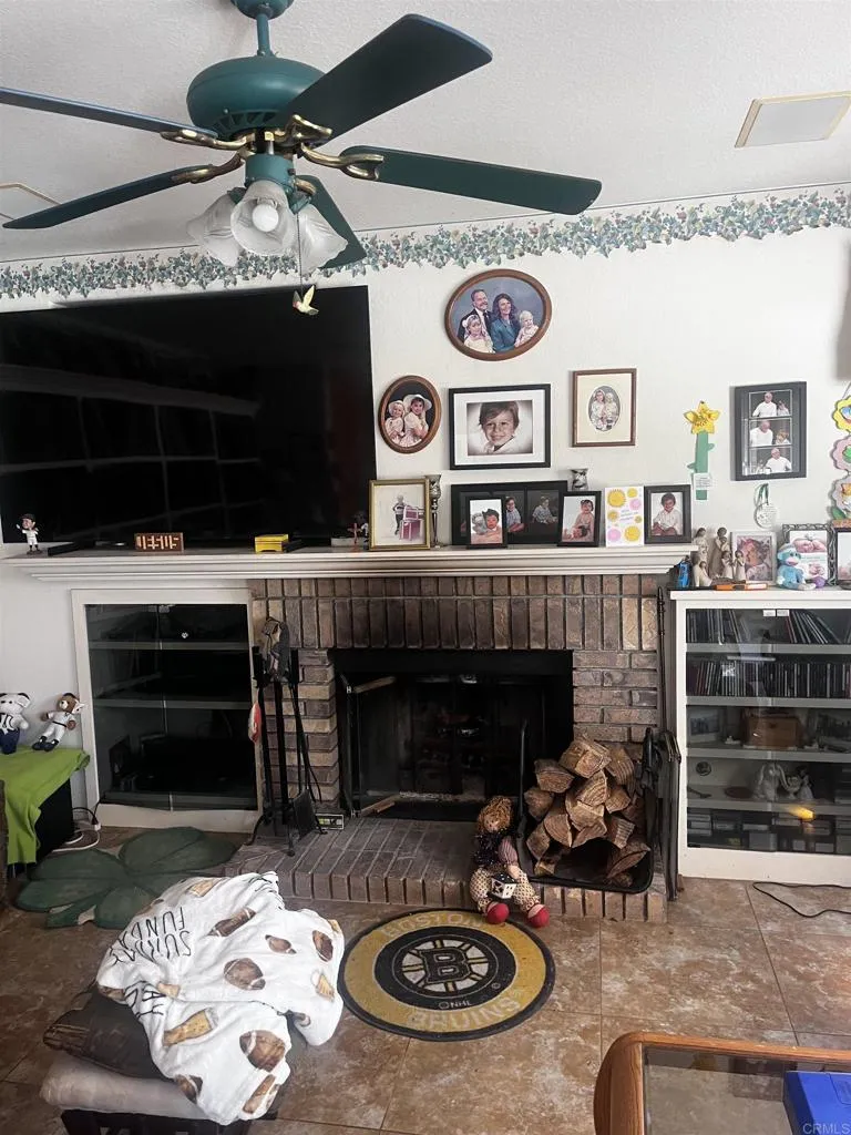 https://cdn.realtyfeed.com/cdn/127/306454116/78fce9cb2d8268e2bc2dbdfb9a84e779.webp