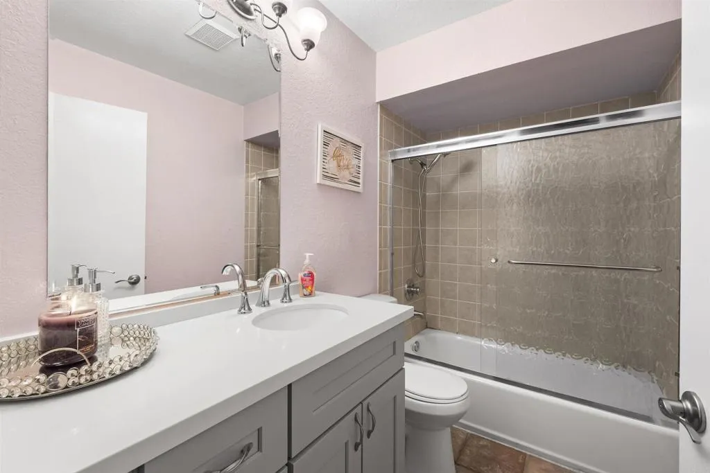 Photo #9: PTP2503983 Listing: Photo #9