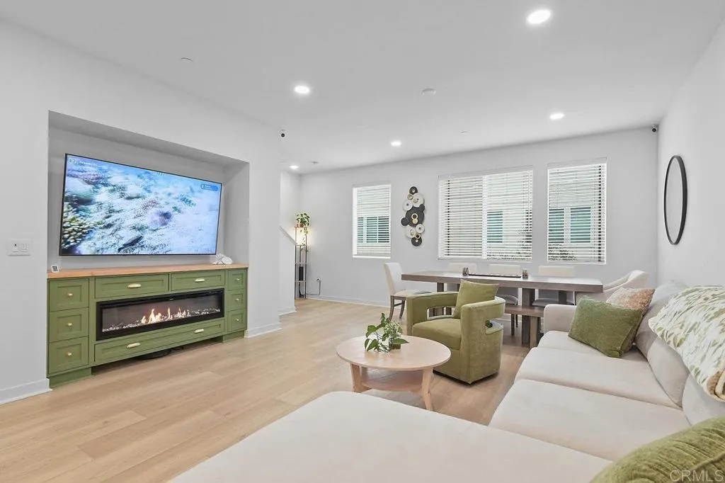 Photo #2: PTP2503984 Listing 