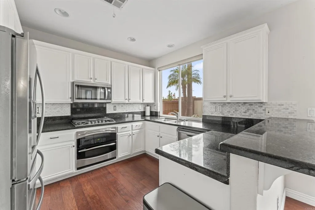 https://cdn.realtyfeed.com/cdn/127/306454278/84c94ce59673c133d9f9ea77eece5431.webp