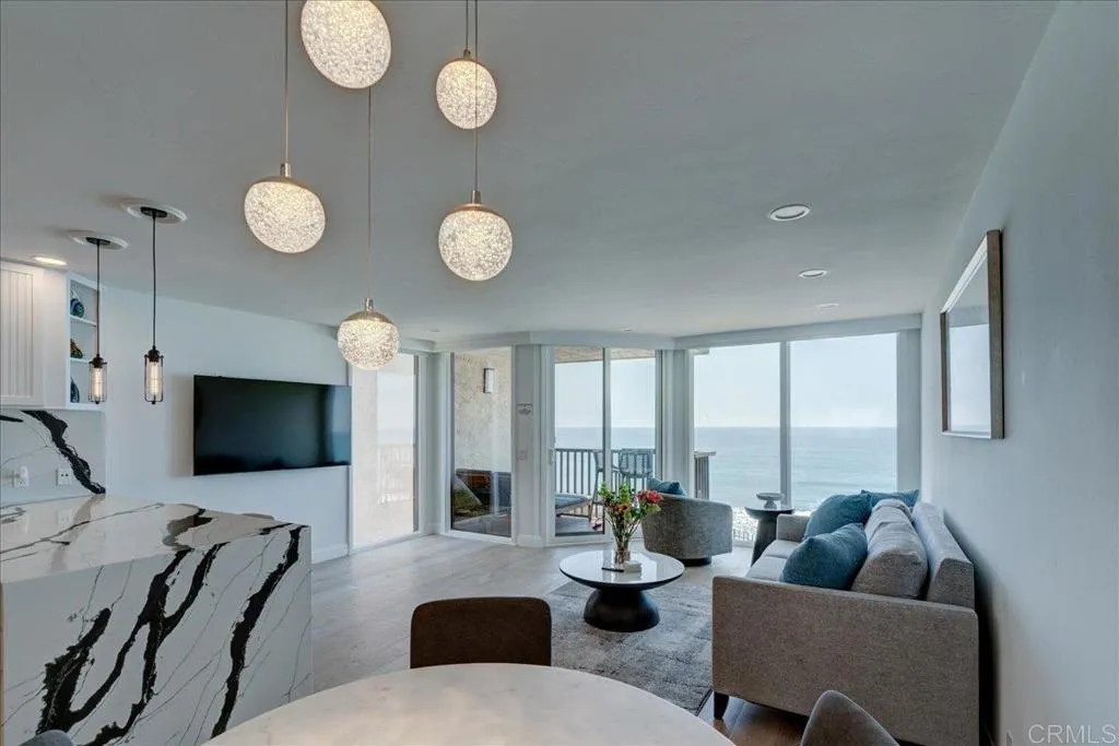 https://cdn.realtyfeed.com/cdn/127/306454426/14d4b0289ad0ec786d9510008aaa35a0.webp