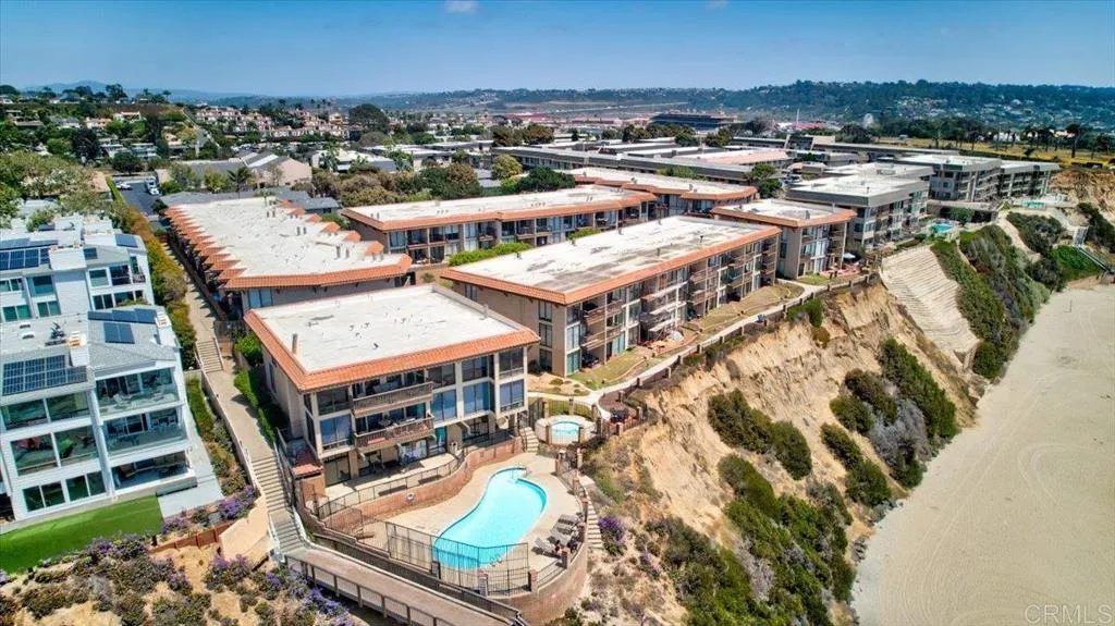 https://cdn.realtyfeed.com/cdn/127/306454426/1d200eec9738aa5d9211c6aa97732f99.webp