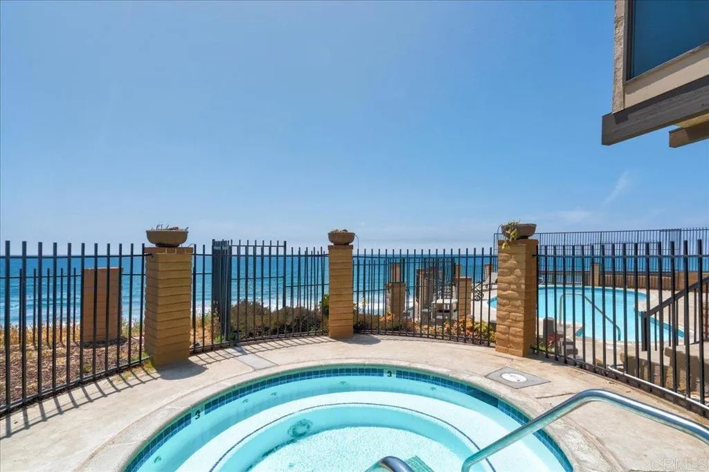 https://cdn.realtyfeed.com/cdn/127/306454426/993b5105c24f77db9fa926de6600074c.webp