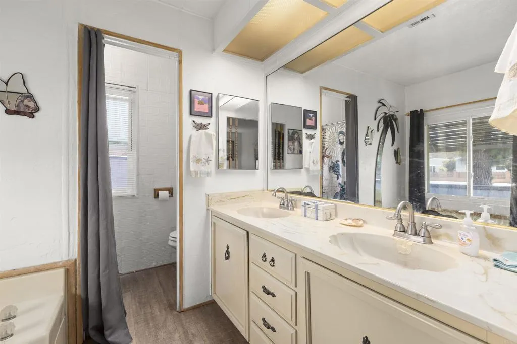 https://cdn.realtyfeed.com/cdn/127/306454668/0c27694af3cb1f8784de186db912f06e.webp